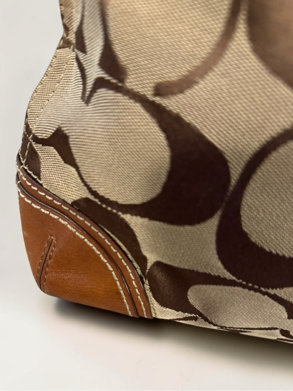 SOLD COACH Vintage Signature C Canvas Leather Stripe Shoulder Bag 10542 Tan - Picture 11 of 16